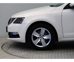 Škoda Octavia 1.5 TSI 110kW - 20