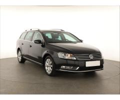 VW Passat 2,0Tdi DSG 140kW Elegance Variant 1 MAJ ČR