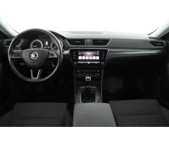 Škoda Superb 2.0 TDI 110kW - 9