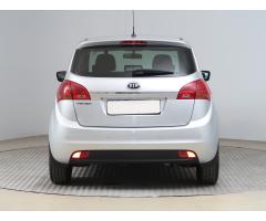 Kia Venga 1.6 CVVT 92kW - 6