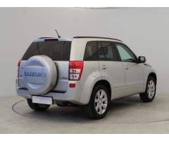 Suzuki Grand Vitara 2.4 VVT 124kW - 7