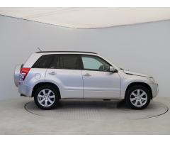 Suzuki Grand Vitara 2.4 VVT 124kW - 8