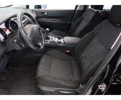 Peugeot 3008 2.0 HDi 110kW - 16