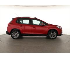 Peugeot 2008 1.2 PureTech 60kW - 8