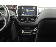 Peugeot 2008 1.2 PureTech 60kW - 16