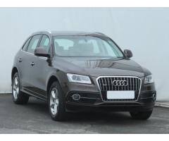 Audi Q3 S tronic DSG Zlevněno o 22 000 Kč