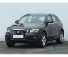 Audi Q3 S tronic DSG Zlevněno o 22 000 Kč