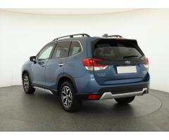 Subaru Forester 2.0 e-Boxer MHEV 110kW - 5