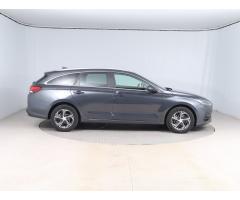 Hyundai i30 1.5 DPI 81kW - 8