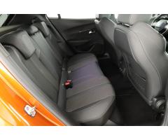 Peugeot 2008 1.2 PureTech 96kW - 11