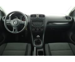 Volkswagen Golf 1.6 75kW - 9