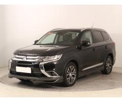 Mitsubishi Outlander 2.2 DI-D 110kW - 3