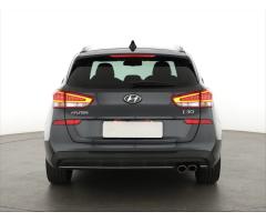 Hyundai i30 1.5 T-GDI MHEV 117kW - 6