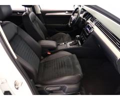 Volkswagen Passat 2.0 TDI 110kW - 12