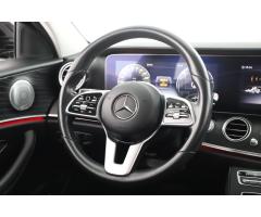 Mercedes-Benz Třídy E E 220 d 4MATIC 143kW - 14