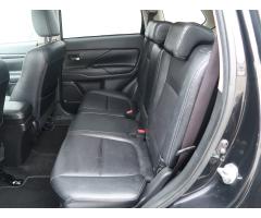 Mitsubishi Outlander 2.2 DI-D 110kW - 15