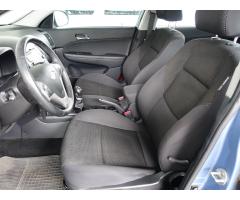 Hyundai i30 1.6 CRDi 66kW - 16