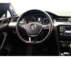 Volkswagen Passat 2.0 TDI 110kW - 22