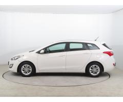 Hyundai i30 1.6 CRDi 81kW - 4