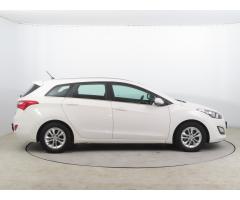 Hyundai i30 1.6 CRDi 81kW - 8