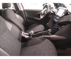 Peugeot 2008 1.2 PureTech 81kW - 12