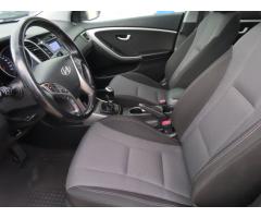 Hyundai i30 1.6 CRDi 81kW - 16