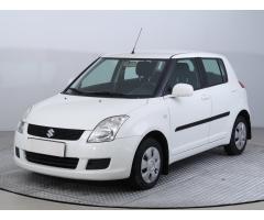 Suzuki Swift 1.3 i 67kW - 3