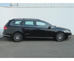 Volkswagen Passat 2.0 TDI 103kW - 8