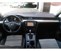 Volkswagen Passat 2.0 TDI 140kW - 10