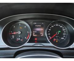 Volkswagen Passat 2.0 TDI 140kW - 17