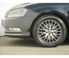 Volkswagen Passat 2.0 TDI 103kW - 20