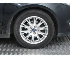 Ford Focus 1.6 i 92kW - 21