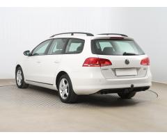 Volkswagen Passat 2.0 TDI 103kW - 5