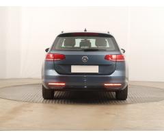 Volkswagen Passat 1.6 TDI 88kW - 6