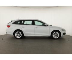 Škoda Octavia 2.0 TDI 85kW - 8