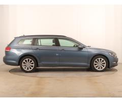 Volkswagen Passat 1.6 TDI 88kW - 8