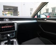 Volkswagen Passat 1.6 TDI 88kW - 11