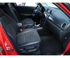 Suzuki Vitara 1.4 BoosterJet 95kW - 12