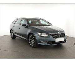 ŠKODA SUPERB COMBI 2.0TDI 140 LAURIN&K 4X4 DSG 7ST