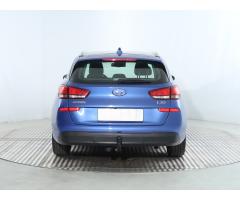 Hyundai i30 1.4 T-GDI 103kW - 6