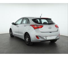 Hyundai i30 1.6 CRDi 81kW - 9