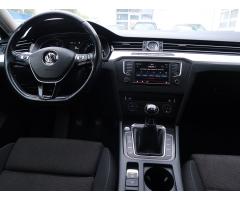 Volkswagen Passat 2.0 TDI 110kW - 10