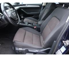 Volkswagen Passat 2.0 TDI 110kW - 16