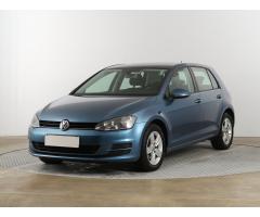 Volkswagen Golf Variant R-Line mHEV DSG Zlevněno o 16 000 Kč