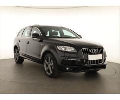 Audi Q7 quattro tiptronic DSG Zlevněno o 21 000 Kč