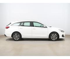 Hyundai i30 1.4 T-GDI 103kW - 8