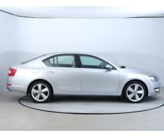 Škoda Octavia 1.8 TSI 132kW - 8