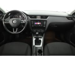 Škoda Octavia 2.0 TDI 110kW - 9