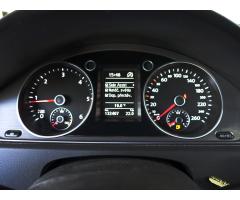 Volkswagen Passat 2.0 TDI 103kW - 17