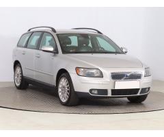 Volvo V50 2.4 i 125kW - 1